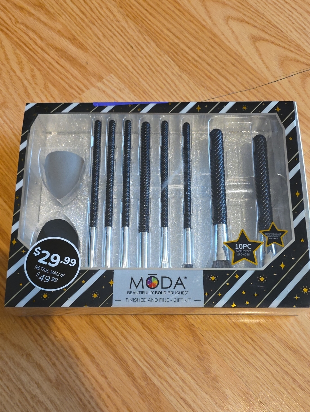 Brush Set (Likely Makeup Brushes)